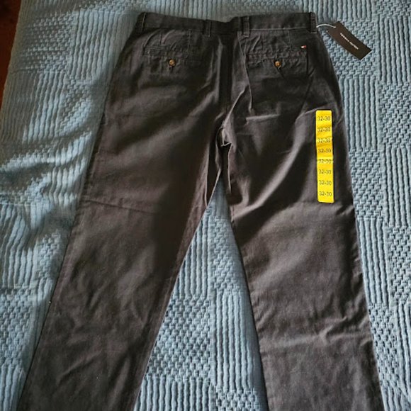 Men's Tommy Hilfiger Pants  NWT - Picture 4 of 4